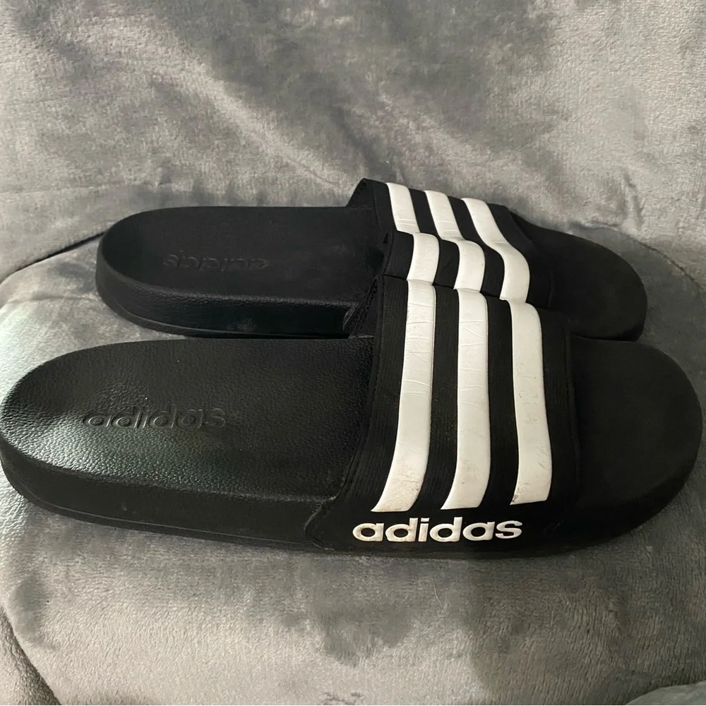 Adidas Black and White Slides Mens Size 6 Slip On Summer Sandals